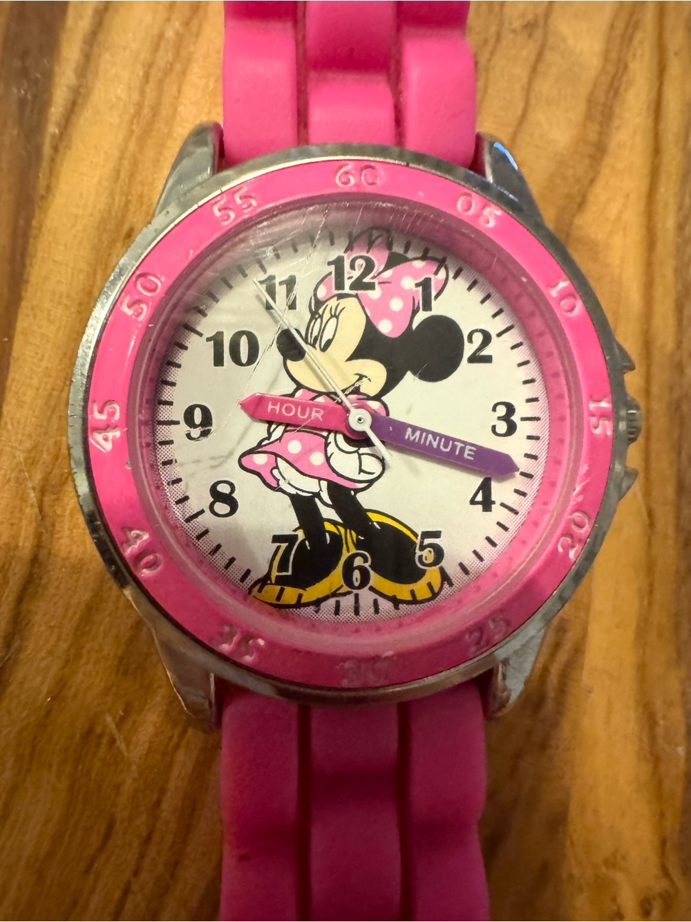 Easy-to-Read Minnie Mouse Time Learning Watch For Parts Read Description